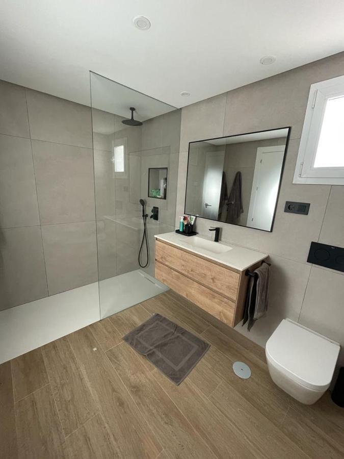 Precioso A Pie De Playa Apartamento Estepona